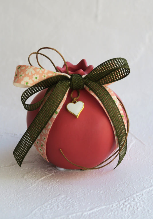 Ρόδι Με Καρδιά