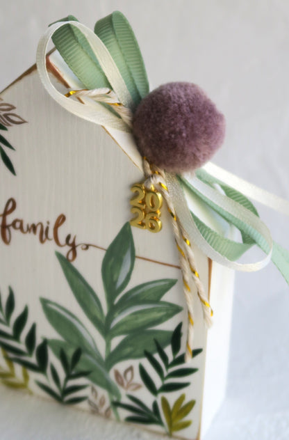 Σπιτάκι Με Φύλλα